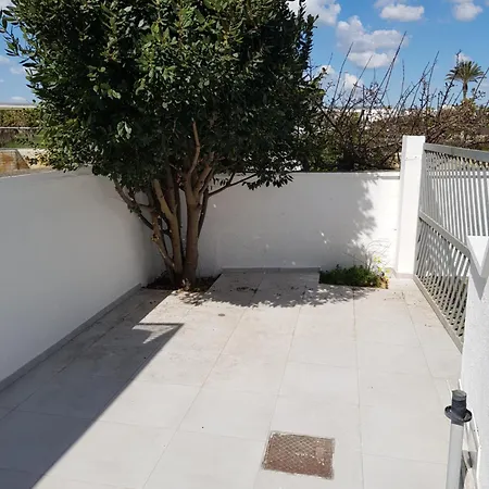 Domus Mare Feriehus Torre Lapillo